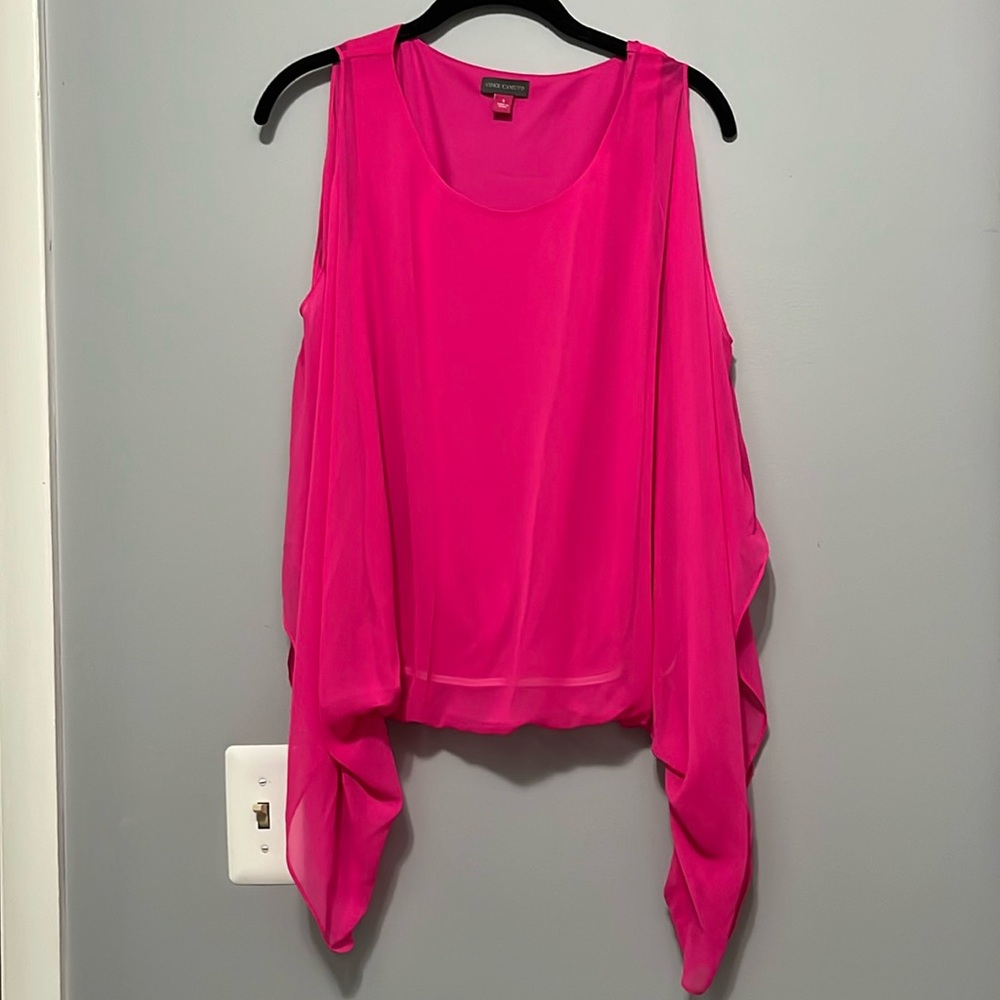 NWOT Vince Camuto pink top